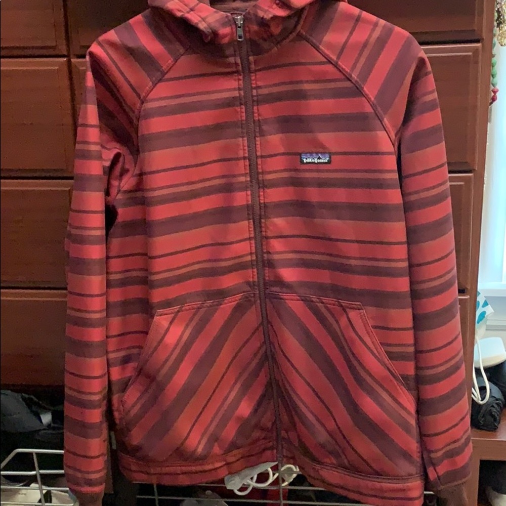 Men’s Patagonia light weight jacket
